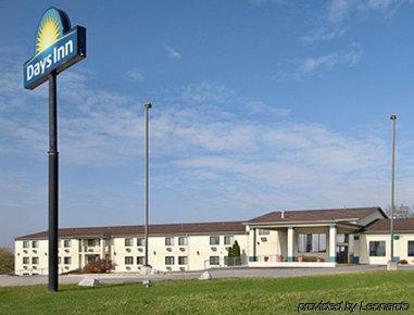 Days Inn By Wyndham Boonville Exteriör bild